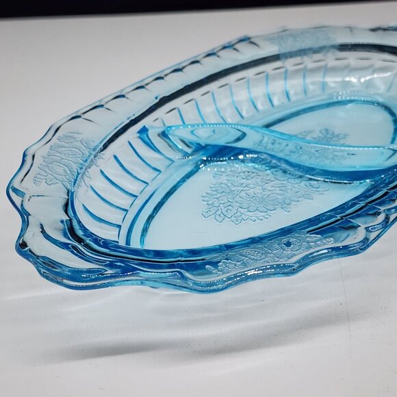 Vintage Anchor Hocking Blue Mayfair Open Rose Divided Relish Dish Oval - Picture 3 of 10